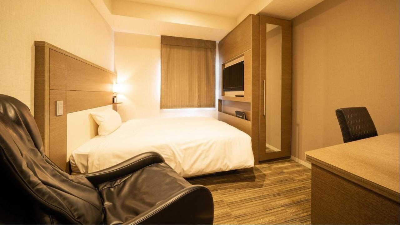 Via Inn Higashiginza Токио Экстерьер фото